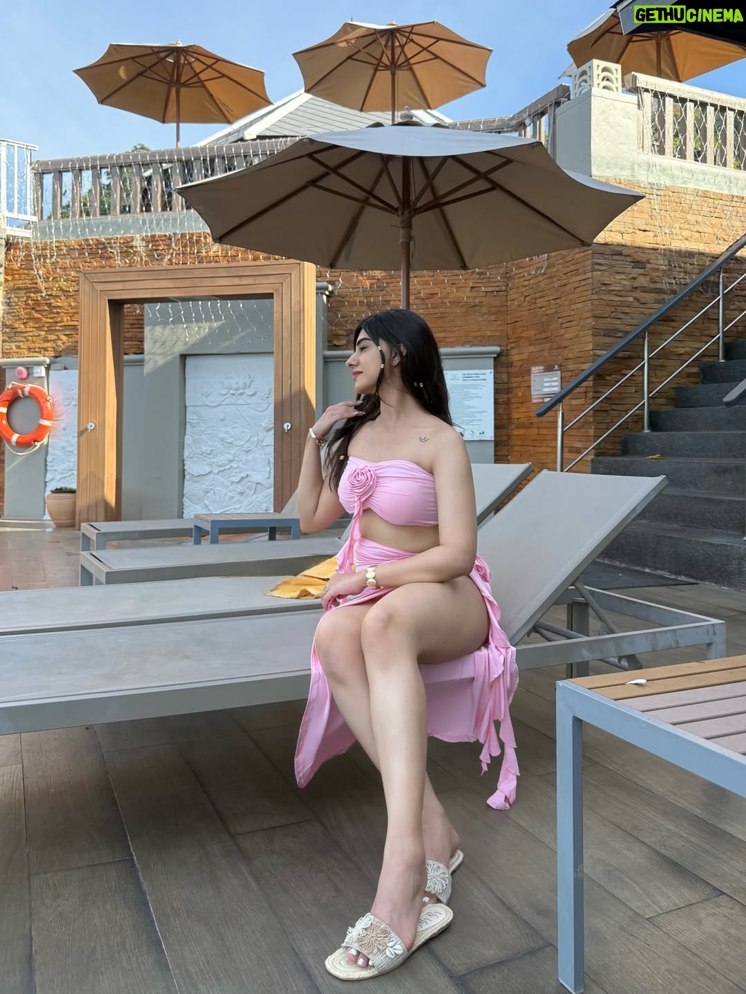 Shreya Thukral - 10.2K Likes - catch flights & cute fits, obviously 🌴🍸☀️🌊

.
.

#summer #summerlovin #vacationfit #sisters #sisterlove 

[ patong, thailand, phuket, summer, phi phi, travel, vacation]