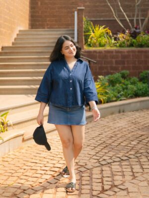 Shreyashi Verma Instagram - love, warmth & you š¤
.
.
.
{ everyday chic, minimal styling, classic blues, timeless denim, denim on denim, denim look, basic but cute effortless outfit }
#outfit #denimoutfit #ootd #explore