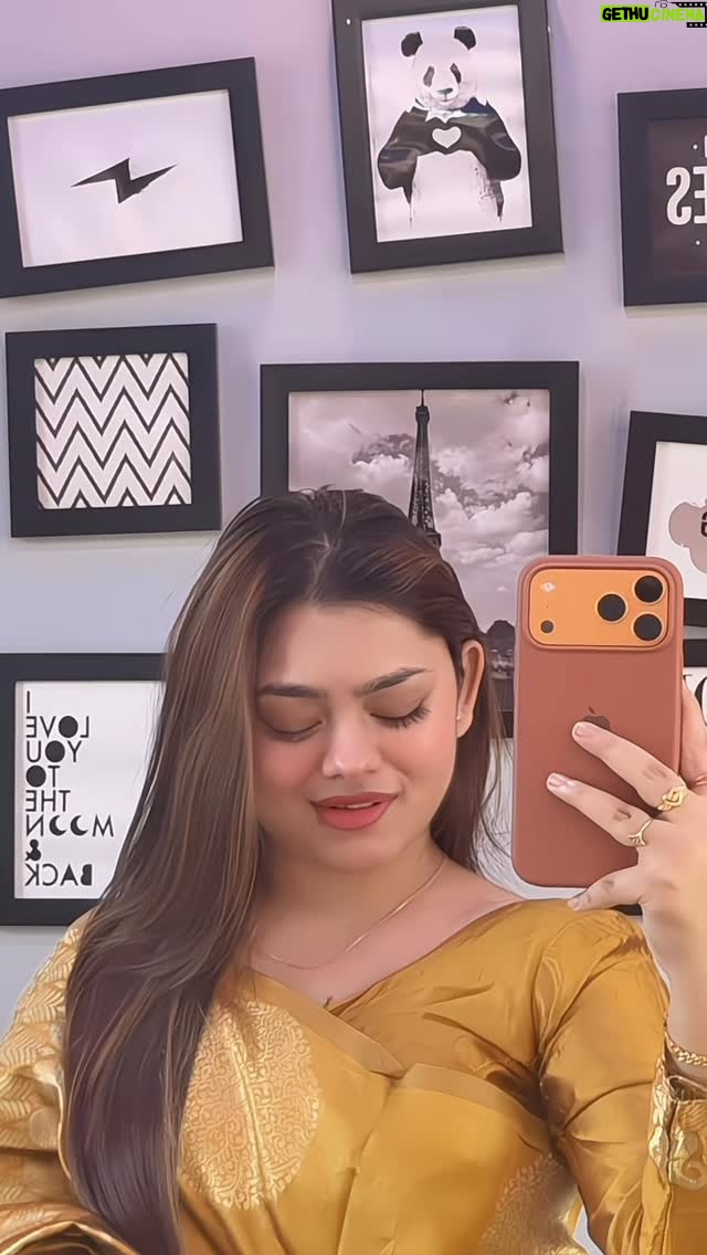 Shrniii - 16K Likes - Acha😁 @_.shrniiii._ 
.
.
.
#reels #reelsitfeelit #reelskarofeelkaro #reelsinstagram #bhojpuri
