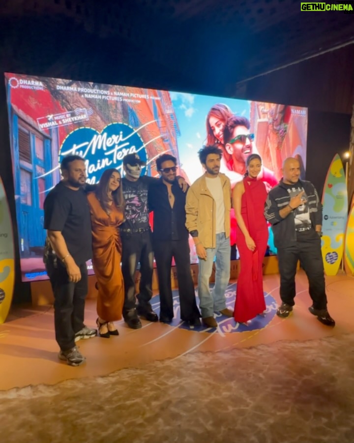 Shruti Pathak - 1K Likes - #HumDono launch scenes. Aaj kuch filmy sa ho gaya. 🫶🏻😁

#shrutipathak