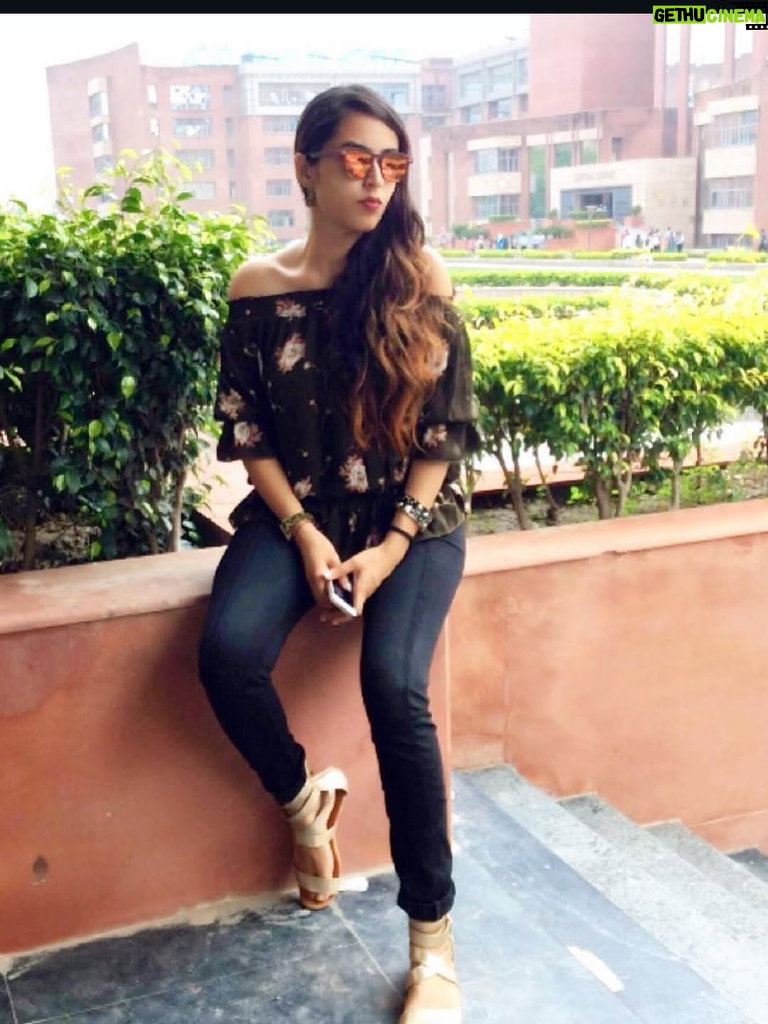 Shubhi Bharal - 108 Likes - Everyone’s throwing it back to 2016, so here’s mine because…
this page just turned 10 🥹✨
aka the year I accidentally started my creator journey.
It began with blog posts.
Then photos.
Then IGTV (RIP).
Then carousels.
And now reels.
Same girl. New formats.
Slide 2:
Me announcing my very first blog post on Facebook. Shot on my friend’s balcony with her DSLR. No plan, just vibes.
Slide 3:
Parks and streets = my studio. If the light was good, it was a shoot location.
Slide 5:
PLEASE look at my hair 🥹 First trip with my college friends. Main character energy, zero budget.
Slide 6:
Won an online creator competition hosted by Roposo App. (Basically India’s pre-TikTok era.)
Slide 7:
The birth of #HacksWithShubhi where I shared easy, wearable fashion hacks before “content” was even a thing.
Slide 9:
My first ever creator event invite. Hosted by PopXo (I think). Felt unreal, still does.
10 years later and I’m still here.
Still creating. Still evolving. Still grateful.
If you’ve been here since the blog days or found me through reels, you’re officially part of the lore 🫶✨

#ShubhiBharal #ThatTrendStalker #throwback2016 #trending