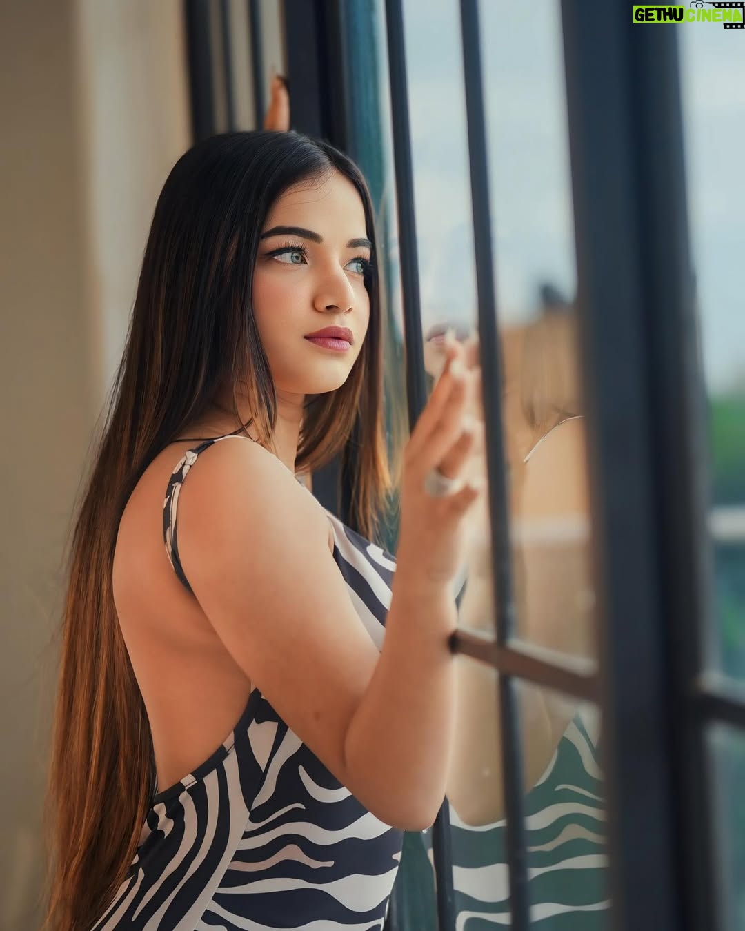 Shumayla Shaikh - 2K Likes - Sexy and I know it 💋

Click @ayushfilmss 
Makeup & hair @namra.makeupartist 
Edit @innocent_zaid____ 
Outfit @newme.asia 

Comment ‘Dress’ 🔗 for link 

#trending #explore #foryou #instagood #instafashion #fashion #style #pose #instagood #instadaily #instalike #instamood