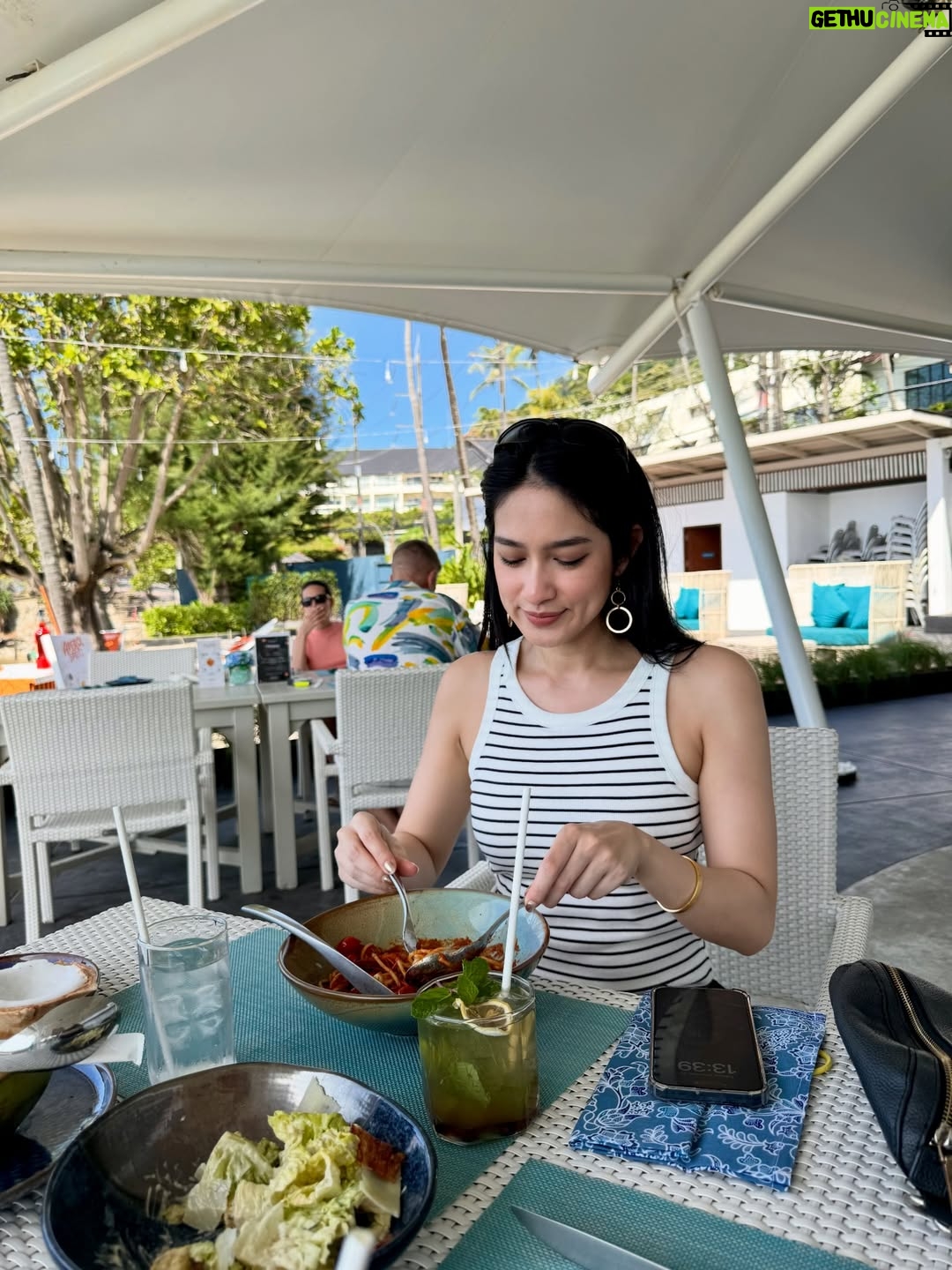 Shwe Eain Si - 1K Likes - Photo dump Phuket
Edit မလုပ်တော့ဘူး natural အတိုင်းအကုန်တင်လိုက်ပြီကွာ 😘😘

#PhotoDump
#lifeLately
#phukethailand