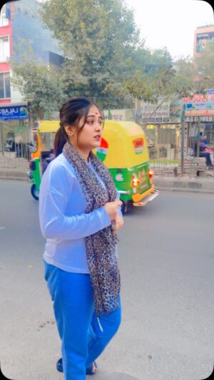 Shweta Jha Instagram - 💔अबिरिया ए जान🥺 @arvindakelakallu जी का दर्द भरा #holi #song only on @kmw_kallumusicworld #official #youtube पर।
@astha23s
@ashutoshtiwari_penman
@priyanshusinghmusic
@ashu._baba
@kunalsingh058
MANAGE BY @suryaproductionhouse_