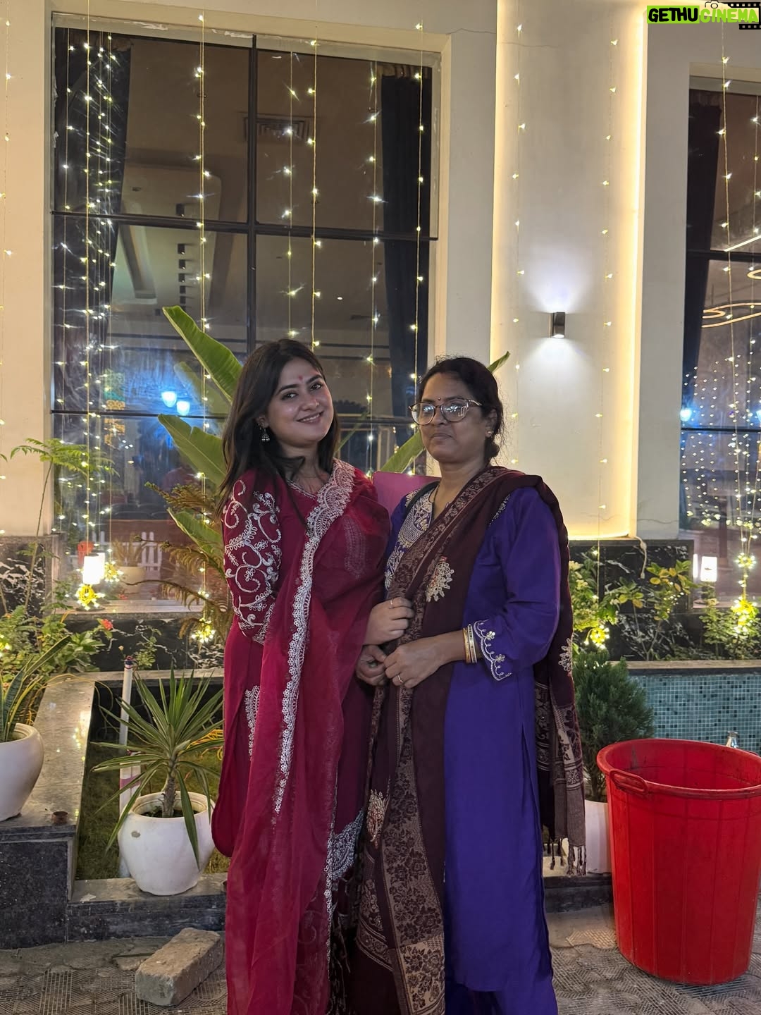 Shweta Jha - 39.9K Likes - ❤️❤️❤️❤️❤️