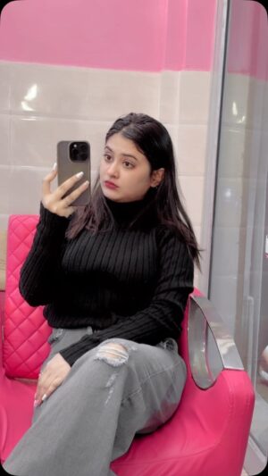 Shweta Jha Instagram -