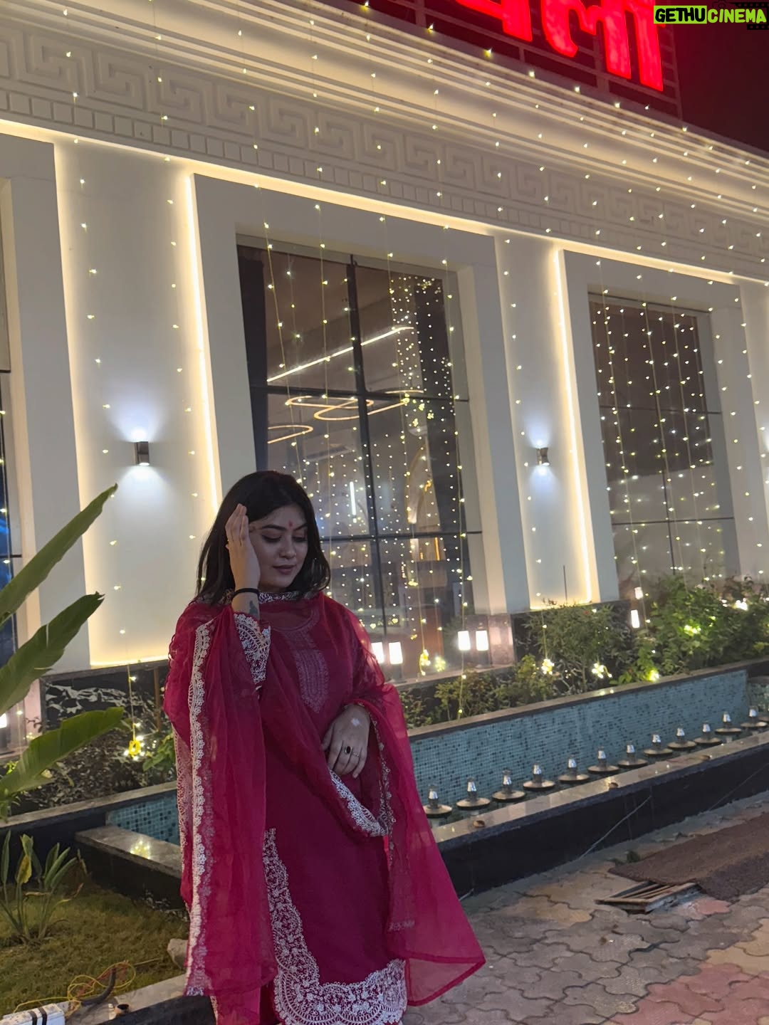 Shweta Jha - 39.9K Likes - ❤️❤️❤️❤️❤️