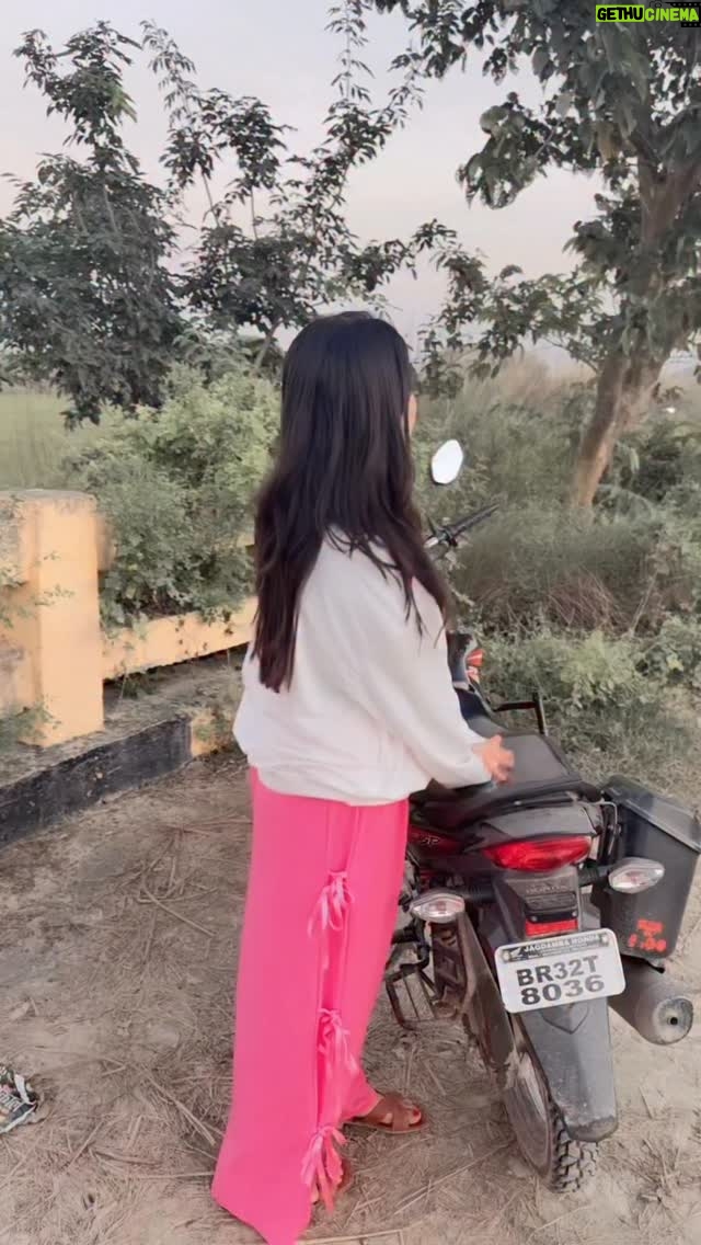 Shweta Jha - 17.7K Likes - 