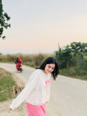 Shweta Jha Instagram -