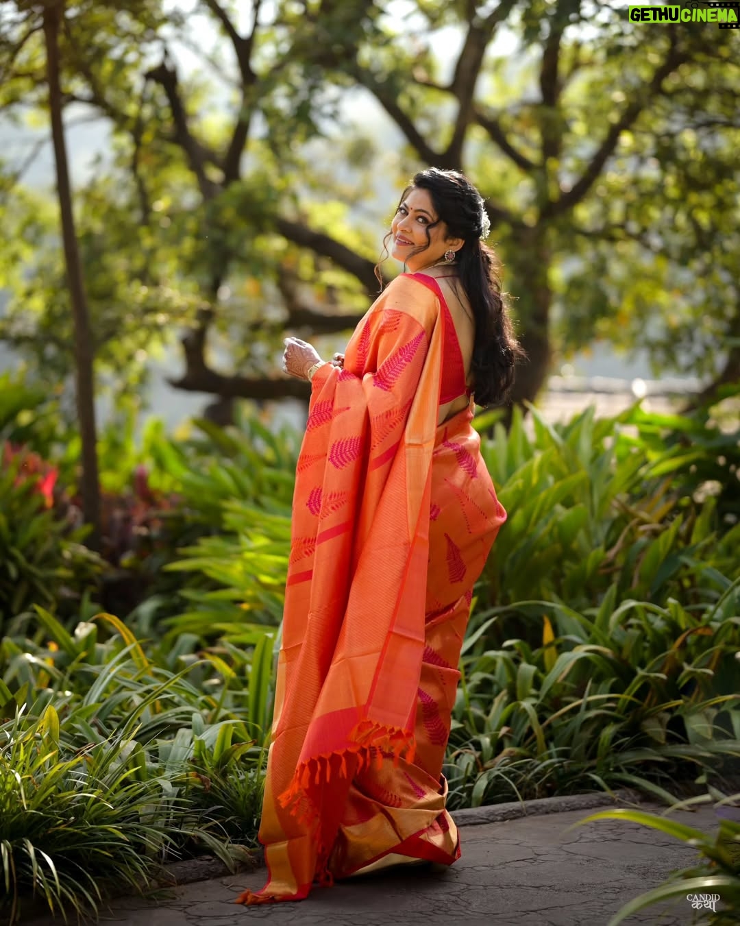 Shweta Shinde - 4.4K Likes - Haldi Look❤️✨
.
.
Aishwarya Wedding Vibes🤩
.
.
PC: @frames_by_candid_katha
Jewellery: @jewelsbyabhinavjain 
MUA: @sajjanadutalmakeupexpert @vinuda_makeover
.
.
#shwetashinde_official #haldilook💛 #weddingvibse #weddingday #producer