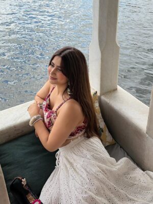 Shweta Singh Instagram - The place where I lost my heart.✨🦢🤍🪞
.
.
.
.
.
#upre #udaipur #travelling #udaipurvlogz #udaipurtimes #udaipur_diaries #outfit #udaipuroutfits #fyp #explorepage✨ #explorer #lifestyle #style #dress #foryoupage