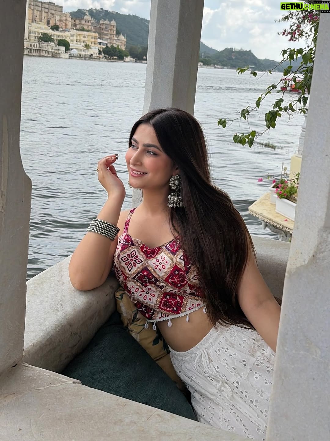 Shweta Singh - 51.4K Likes - The place where I lost my heart.✨🦢🤍🪞 
.
.
.
.
.
#upre #udaipur #travelling #udaipurvlogz #udaipurtimes #udaipur_diaries #outfit #udaipuroutfits #fyp #explorepage✨ #explorer #lifestyle #style #dress #foryoupage