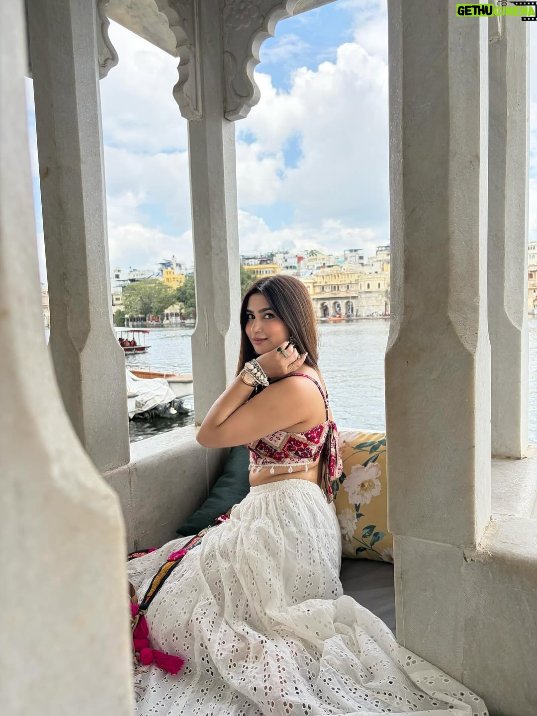 Shweta Singh - 51.4K Likes - The place where I lost my heart.✨🦢🤍🪞 
.
.
.
.
.
#upre #udaipur #travelling #udaipurvlogz #udaipurtimes #udaipur_diaries #outfit #udaipuroutfits #fyp #explorepage✨ #explorer #lifestyle #style #dress #foryoupage