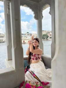 Actress Shweta Singh HD Photos and Wallpapers October 2025