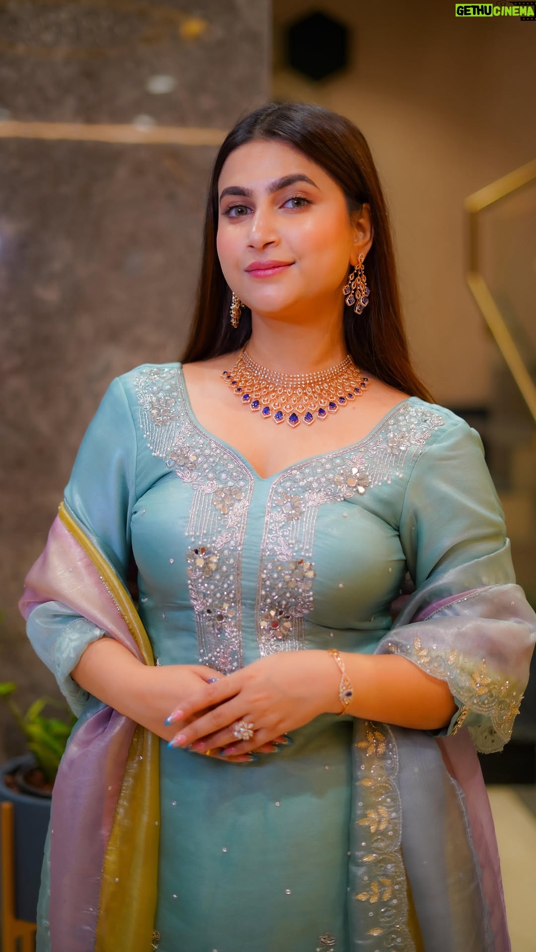Shweta Singh - 18.3K Likes - @malabargoldanddiamonds 
From timeless gold to statement diamonds, every piece I’d saved, dreamed of, and pinned came alive at the newly renovated Malabar Gold & Diamonds store in Gold Souk Mall, Gurgaon.
Because when craftsmanship meets trust, your inspiration doesn’t stay on a board — it becomes part of your story.

#MalabarGoldAndDiamonds #Jewellery #PinterestMoodboard #JewelleryGoals #Gurgaon