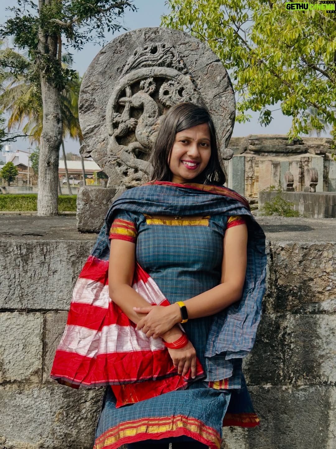 Shwetha Aradhya - 8.9K Likes - ಎಲ್ಲರಿಗೂ ಸಂಕ್ರಾಂತಿ ಹಬ್ಬದ ಶುಭಾಶಯಗಳು🌾🪁
.
.
.
#sankranti #kannadasongs #kannadareels #kannadatiinjapan #karnataka