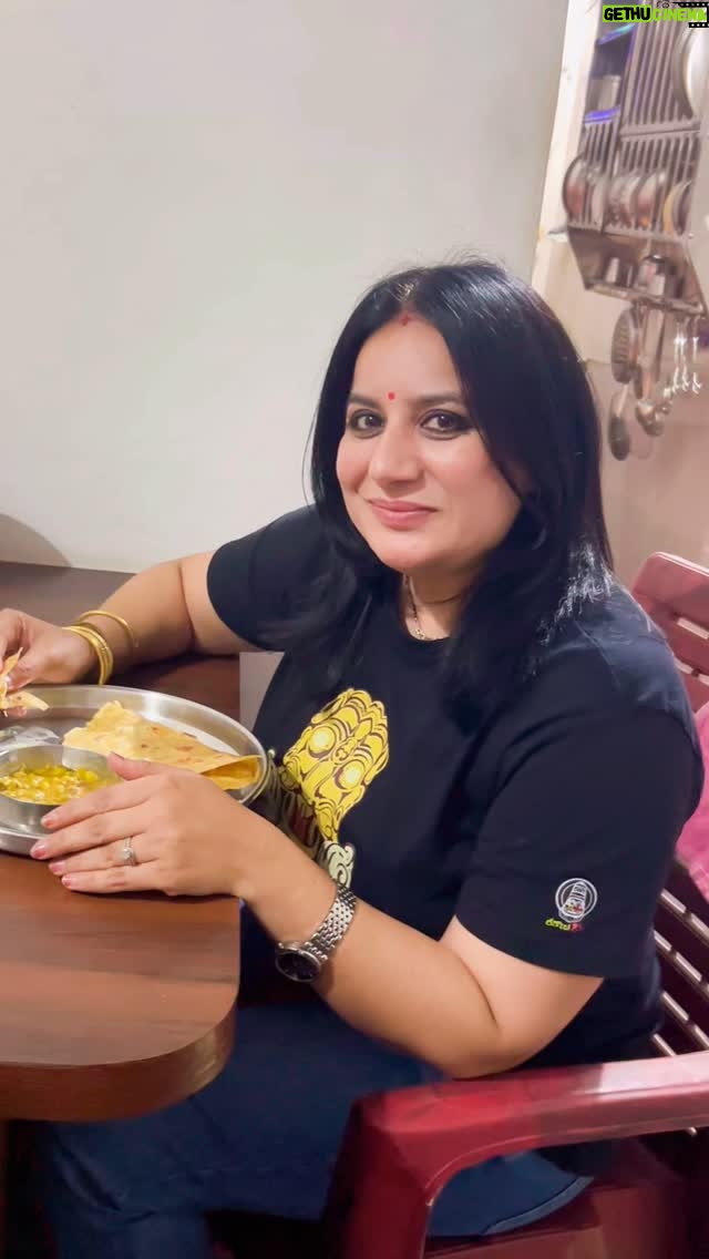 Shwetha Aradhya - 125.4K Likes - ಈ ದಿನವನ್ನು ಮರೆಯಲು ಸಾಧ್ಯವಿಲ್ಲ✨ವಿಶೇಷ ಅತಿಥಿ 💖
.
.
.
#kannadareels #kannadaactress #kannadatiinjapan #mungarumale #karnataka