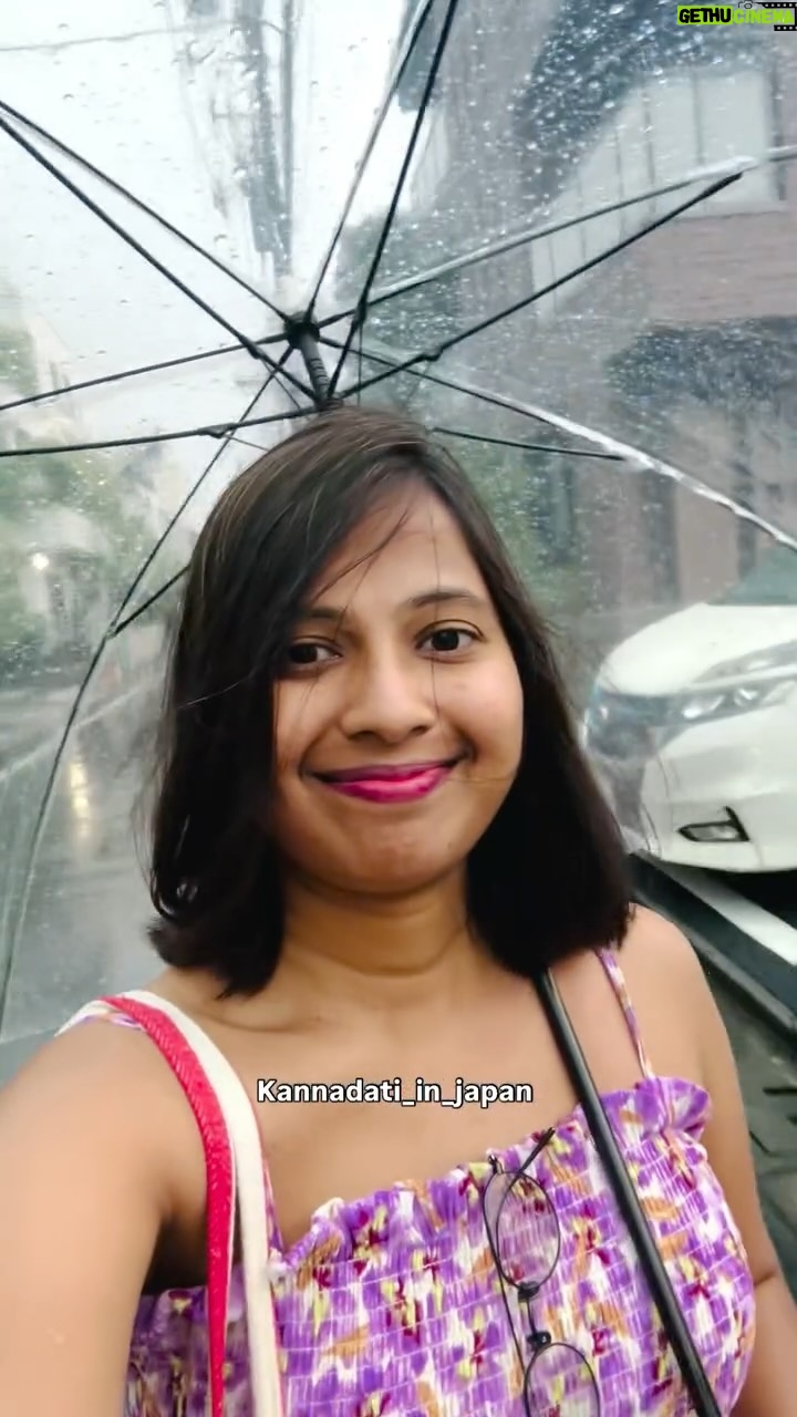 Shwetha Aradhya - 24.2K Likes - ಜಪಾನಲ್ಲಿ 2 ದಿನದಿಂದ ಜೋರು ಮಳೆ🌧️🌂 ಪ್ರೀತಿಯ ಸೋನೆ🫶
.
.
.
#rain #tokyorain #tokyoflood #kannadasongs #kannadati #kannadatiinjapan #lifeinjapan