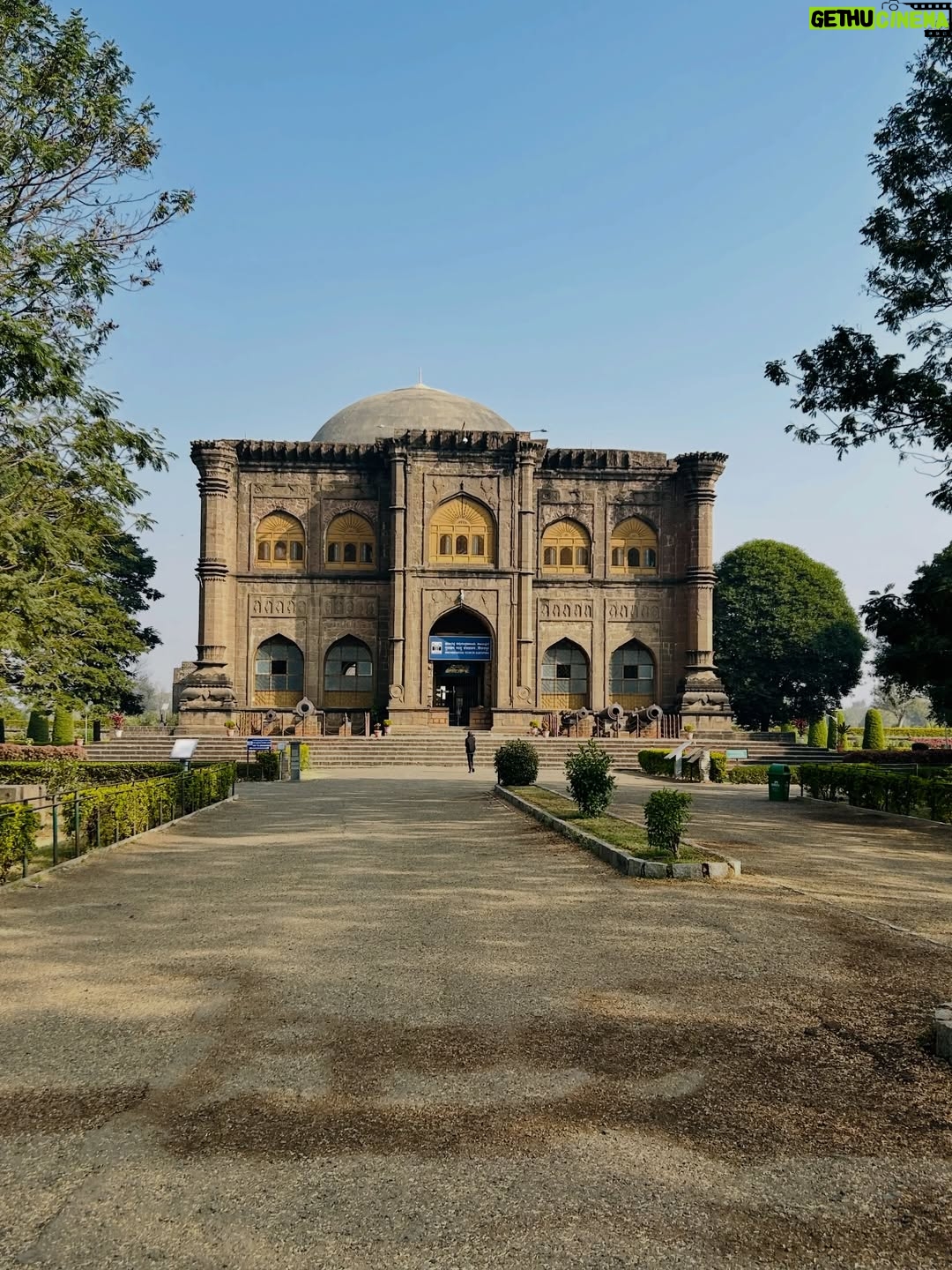 Shwetha Aradhya - 7.7K Likes - ವಿಶ್ವದ ಅದ್ಭುತ - ಗೋಳ ಗುಮ್ಮಟ ✨
.
.
.
#golgumbaz #karnataka #karnatakatourism #bijapur #kannadati