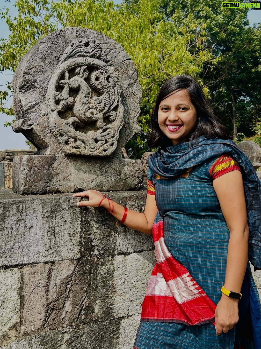 Shwetha Aradhya - 8.9K Likes - ಎಲ್ಲರಿಗೂ ಸಂಕ್ರಾಂತಿ ಹಬ್ಬದ ಶುಭಾಶಯಗಳು🌾🪁
.
.
.
#sankranti #kannadasongs #kannadareels #kannadatiinjapan #karnataka