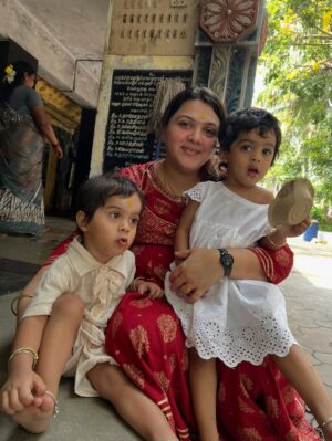 Shwetha Bandekar Instagram - Celebrating my birthday with my amazing husband and our adorable twins made my heart so full. From their little surprises to the messy cake moments, everything felt magical. Life with twins is double the love and double the joy, and having my husband by my side makes it even more special. Today wasn’t just about me — it was about the love we share as a family. Feeling truly blessed to have this beautiful chaos and unconditional love around me. 💕👨👩👧👦✨
#shwethabandekar #kstwins #mallovesswapna #twinmom #instagood #birthdaywithfamily❤️ #mombirthday #birthdayfeels #birthdayjoy #celebratinglife #blessedbirthday #anotheryearoflove #birthdayhappiness
#cakeandcuddles #specialdaycelebration