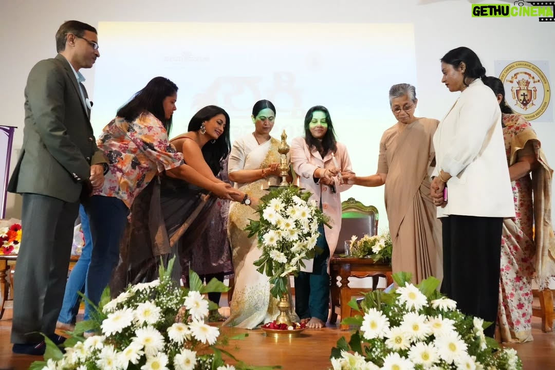 Shwetha Srivatsav - 16.5K Likes - It is an honor to be a part of the event"Shakti – 2026," a significant initiative organized by @vijaykarnataka at @mountcarmelbangaloreofficial College, which is dedicated to promoting women's empowerment.

I am grateful for the opportunity to share this platform with distinguished guests, including Mrs. Lakshmi Hebbalkar, the honorable Minister of Women & Child Development; filmmaker Mrs. Geetha Shivarajkumar; BMTF ADGP D. Roopa Maudgil; Sister M. Albina; Professor George Lekha; and Prasad Nayik.
 Special thanks to @harshitha_rakesh_mr  and to the whole vijayakarnataka digi team. 
Together, we are committed to amplifying voices, inspiring positive change, and constructing a more robust future for women.