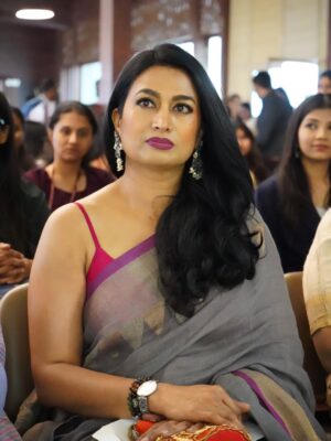 Shwetha Srivatsav Instagram - It is an honor to be a part of the event"Shakti – 2026," a significant initiative organized by @vijaykarnataka at @mountcarmelbangaloreofficial College, which is dedicated to promoting women's empowerment.

I am grateful for the opportunity to share this platform with distinguished guests, including Mrs. Lakshmi Hebbalkar, the honorable Minister of Women & Child Development; filmmaker Mrs. Geetha Shivarajkumar; BMTF ADGP D. Roopa Maudgil; Sister M. Albina; Professor George Lekha; and Prasad Nayik.
 Special thanks to @harshitha_rakesh_mr  and to the whole vijayakarnataka digi team. 
Together, we are committed to amplifying voices, inspiring positive change, and constructing a more robust future for women.