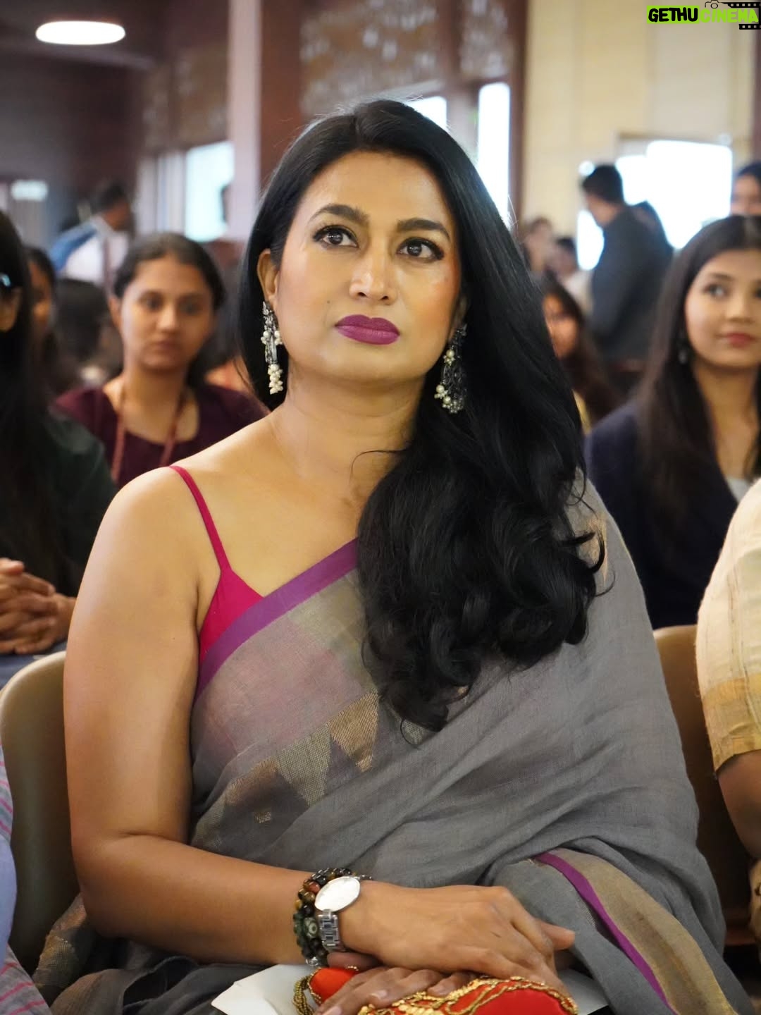 Shwetha Srivatsav - 16.5K Likes - It is an honor to be a part of the event"Shakti – 2026," a significant initiative organized by @vijaykarnataka at @mountcarmelbangaloreofficial College, which is dedicated to promoting women's empowerment.

I am grateful for the opportunity to share this platform with distinguished guests, including Mrs. Lakshmi Hebbalkar, the honorable Minister of Women & Child Development; filmmaker Mrs. Geetha Shivarajkumar; BMTF ADGP D. Roopa Maudgil; Sister M. Albina; Professor George Lekha; and Prasad Nayik.
 Special thanks to @harshitha_rakesh_mr  and to the whole vijayakarnataka digi team. 
Together, we are committed to amplifying voices, inspiring positive change, and constructing a more robust future for women.