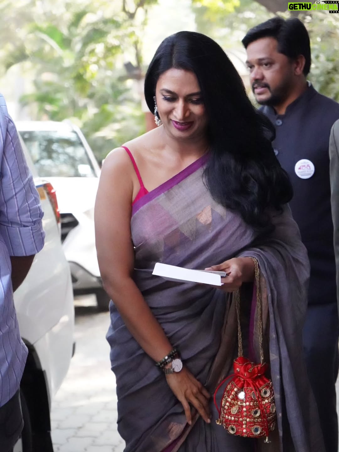 Shwetha Srivatsav - 16.5K Likes - It is an honor to be a part of the event"Shakti – 2026," a significant initiative organized by @vijaykarnataka at @mountcarmelbangaloreofficial College, which is dedicated to promoting women's empowerment.

I am grateful for the opportunity to share this platform with distinguished guests, including Mrs. Lakshmi Hebbalkar, the honorable Minister of Women & Child Development; filmmaker Mrs. Geetha Shivarajkumar; BMTF ADGP D. Roopa Maudgil; Sister M. Albina; Professor George Lekha; and Prasad Nayik.
 Special thanks to @harshitha_rakesh_mr  and to the whole vijayakarnataka digi team. 
Together, we are committed to amplifying voices, inspiring positive change, and constructing a more robust future for women.