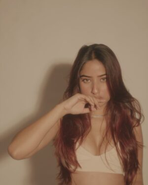 Shyrin Anicka Instagram - For your love only ..♥️