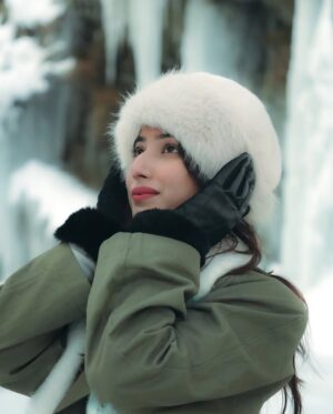 Shyrin Anicka Instagram - In my solitude..❄️