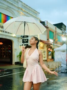 Actress Shyrin Anicka HD Photos and Wallpapers December 2025