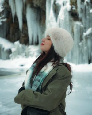 Shyrin Anicka Instagram - In my solitude..❄️