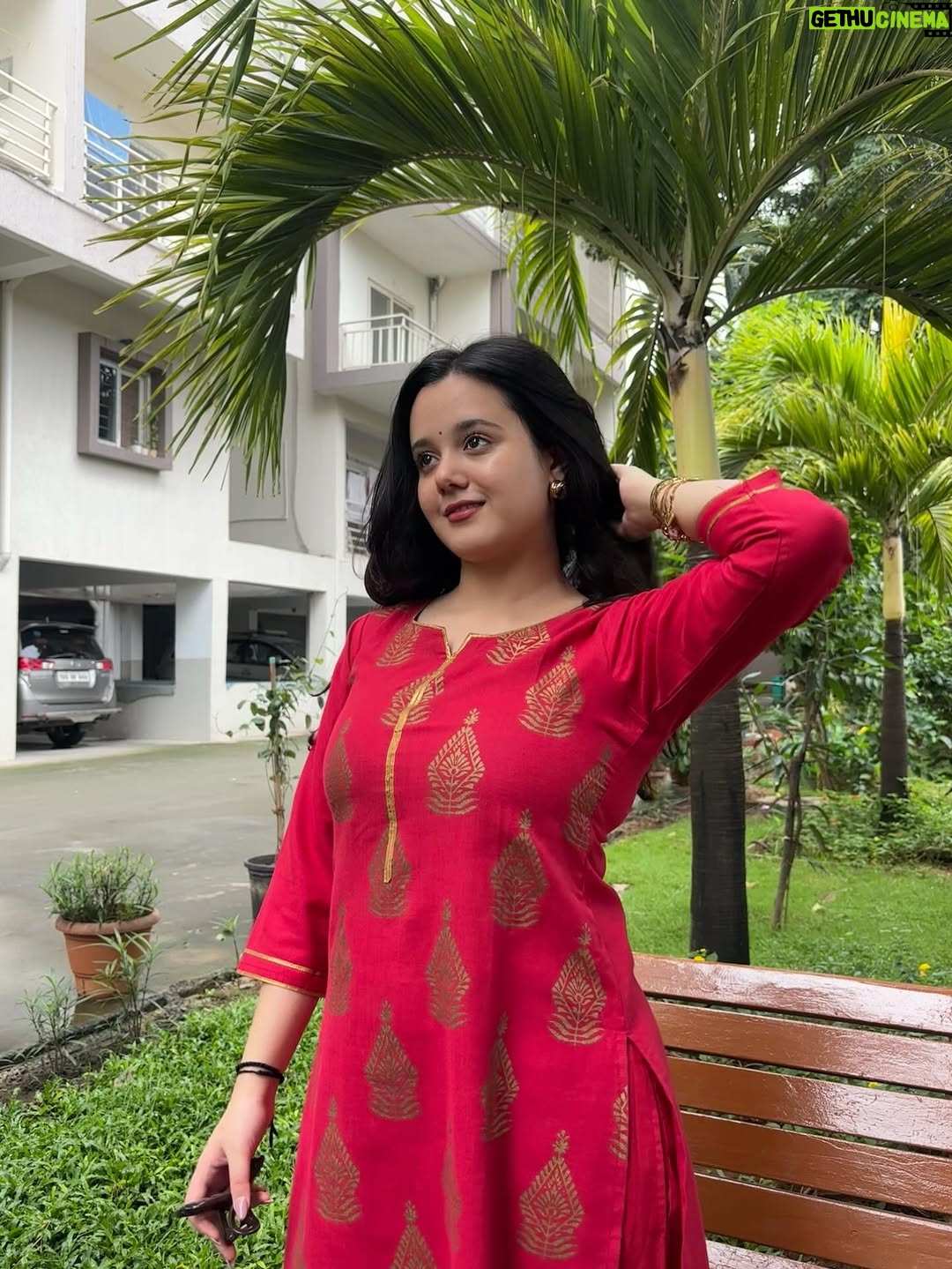 Siddhida Pathak - 16K Likes - 🌸