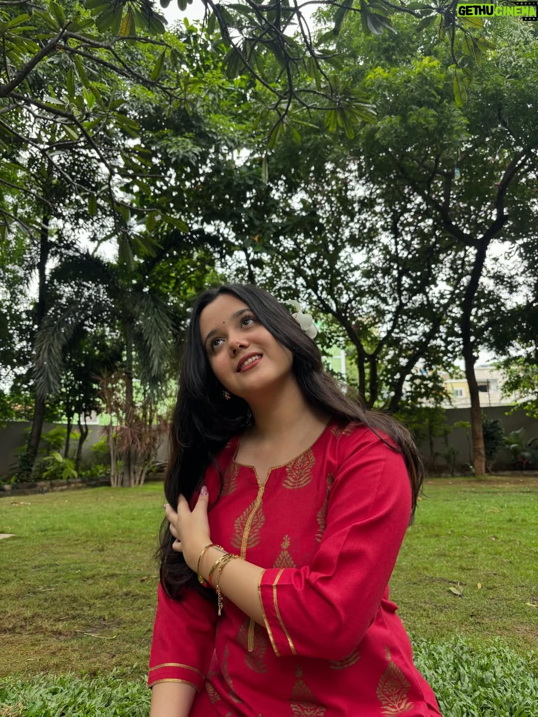 Siddhida Pathak - 16K Likes - 🌸