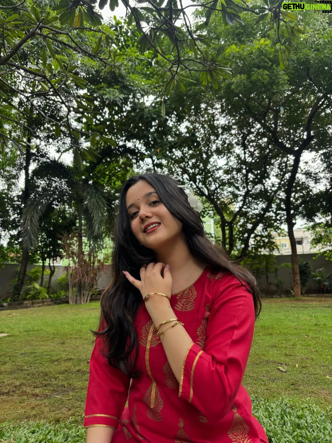 Siddhida Pathak - 16K Likes - 🌸