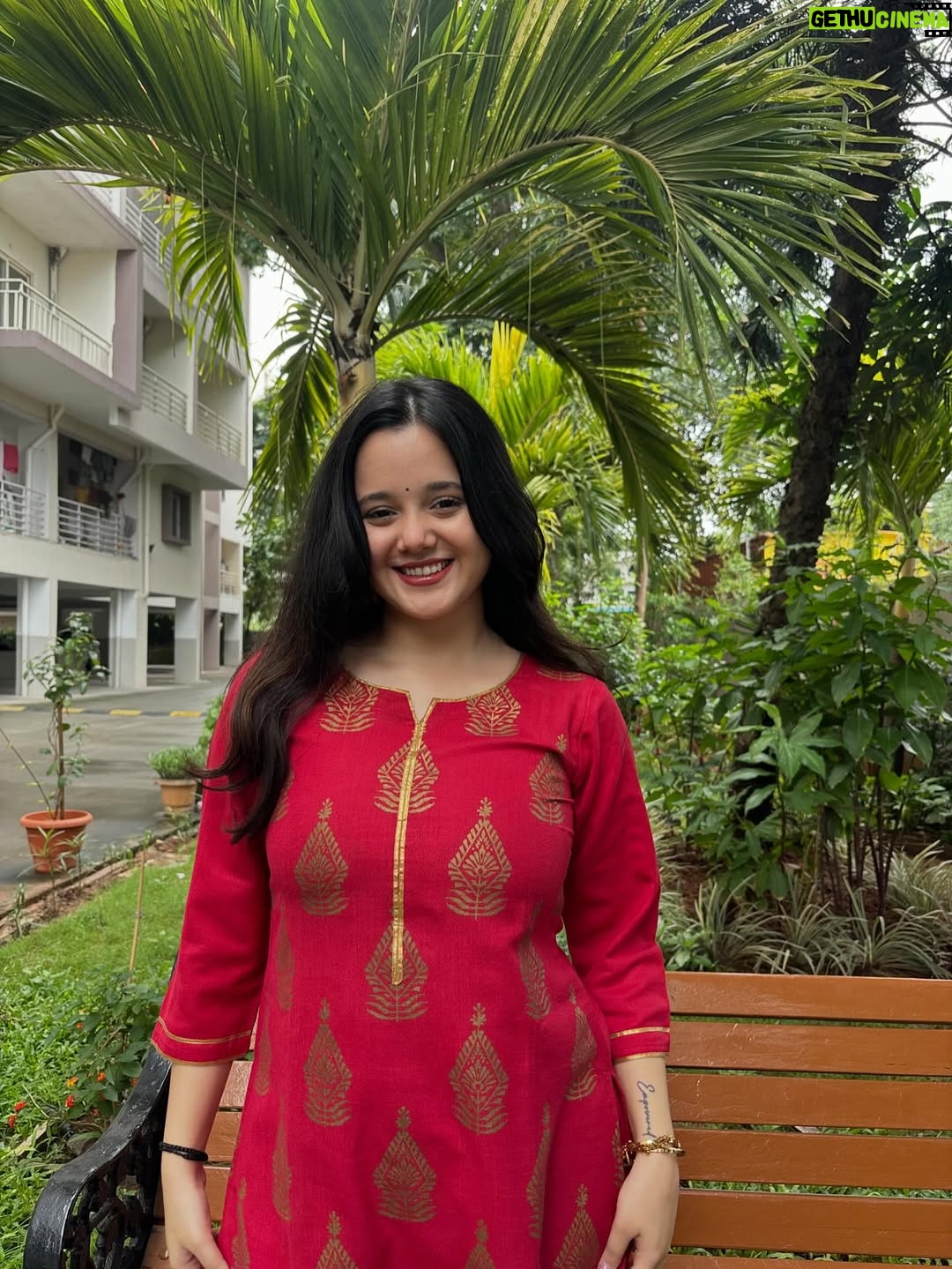 Siddhida Pathak - 16K Likes - 🌸
