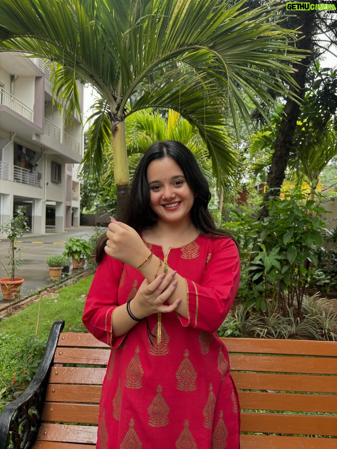 Siddhida Pathak - 16K Likes - 🌸