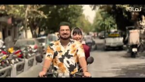 Sima Tirandaz Instagram - از اول آذر در ..#نماوا مهمون خونه هاتون هستیم #داوینچیز #افشین_هاشمی #سام_درخشانی #سیما_تیرانداز #مونافرجاد و………#سریال#شبکه_خانگی #بازیگران_ایرانی _#طنز #سریال_داوینچیز