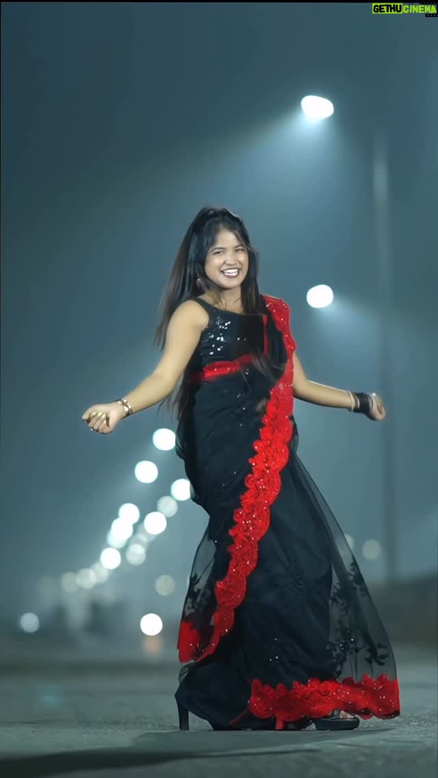 Simla Sikder - 80.5K Likes - Hum hoi rani tohar…….🌸