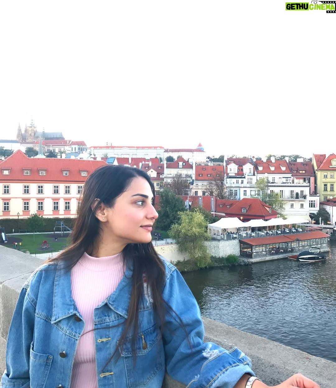 Simmy Goraya - 7.6K Likes - Throwback to 2018 my first solo trip 🥺❤️! The last pic is my skin goals right now, there’s no makeup on btw. 
P.S: I had these in my gallery for soo long!! 
#solotrip #prague