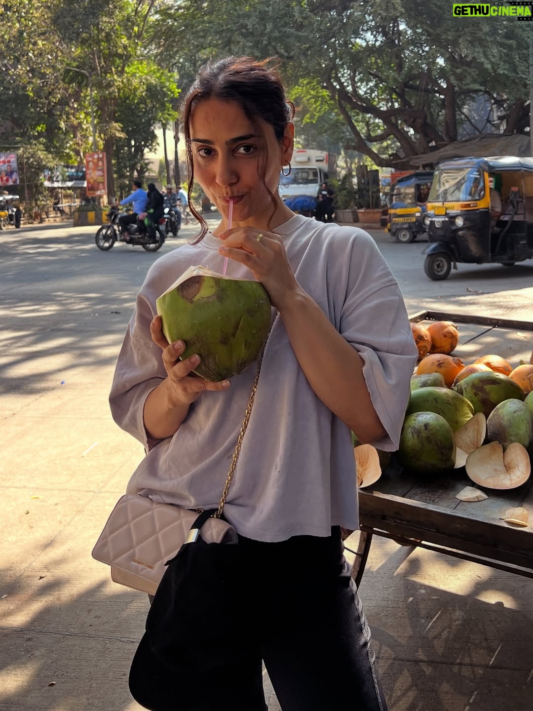 Simmy Goraya - 9.6K Likes - In the end you realise, life’s about doing simple things over a long period of time! It was always about sticking to the DAMN BASICS & finding your balance! 🥹