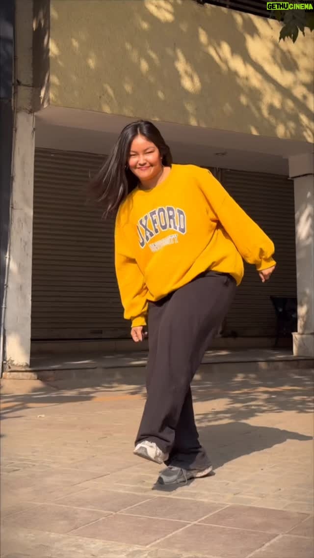 Simran Chantel - 18.7K Likes - Nachna Aaunda Nahi🙈
IB : @kanishtha_19 💕