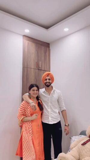 Simran Kalsi Instagram - 🧿🫀