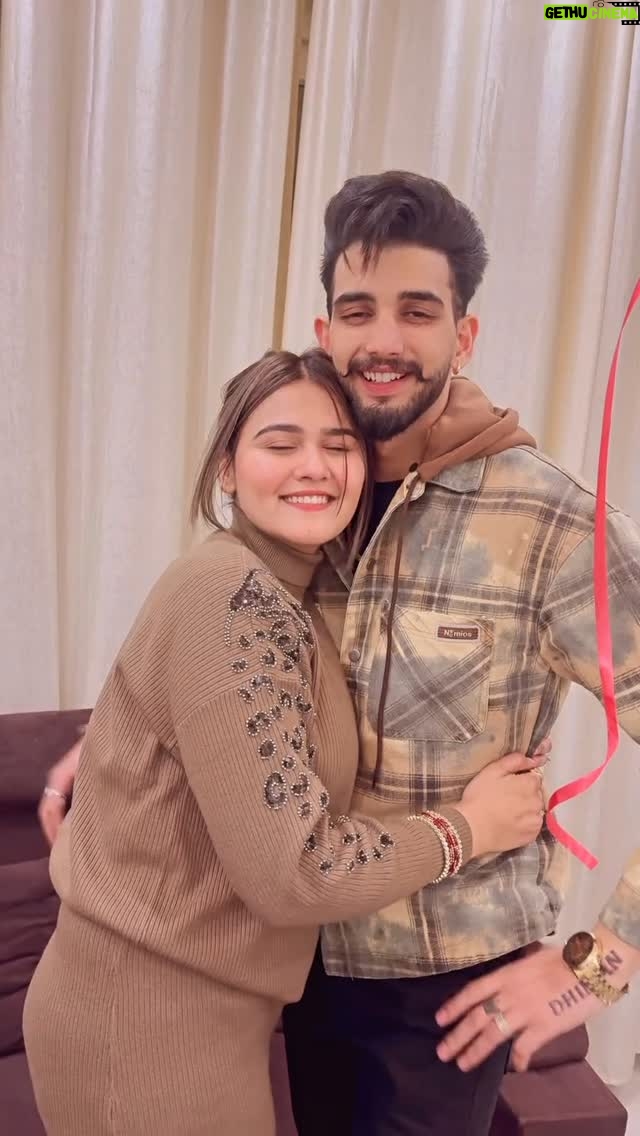 Simran Kalsi - 5.6K Likes - Khuda To Vi Aage ❤️
#kalsi_simran18 #ishq #pyar #viah #deepdhiman #simrankalsi18 #