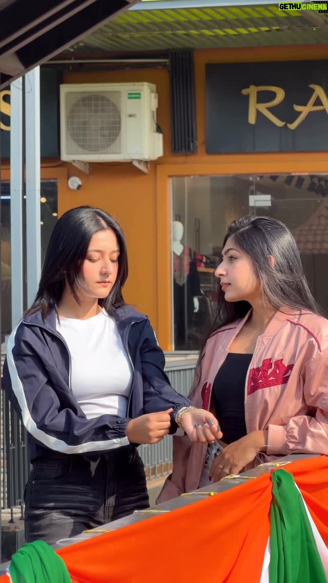 Simran Kaur - 6.2K Likes - Yarr jigri💯

#yaar #dosti #punjabi