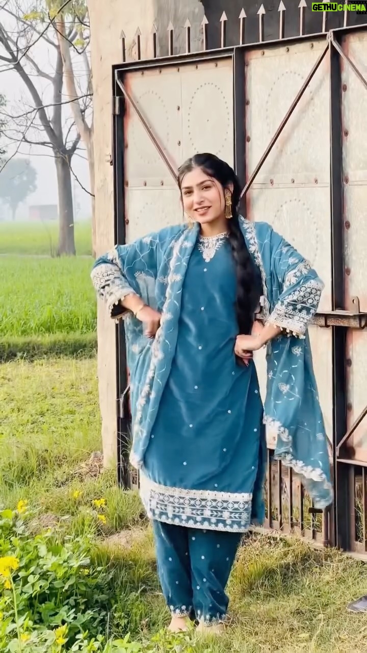 Simran Kaur - 5.1K Likes - Jaan jaan 😍🫀

#trending #viral