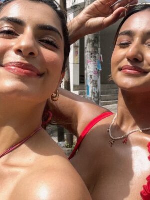 Simrithi Bathija Instagram - Delayed Bali dump, but worth revisiting 🌊🍹🌞

.

.

.

@rareclub.in 
#takemeback #bali #islandgirl #fyp #simrithibathija