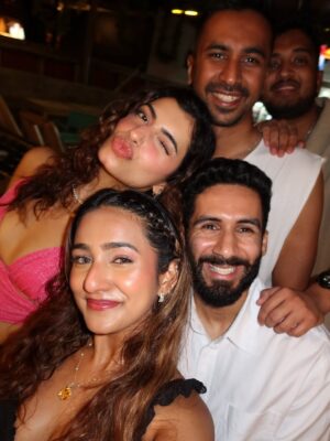 Simrithi Bathija Instagram - Delayed Bali dump, but worth revisiting 🌊🍹🌞

.

.

.

@rareclub.in 
#takemeback #bali #islandgirl #fyp #simrithibathija