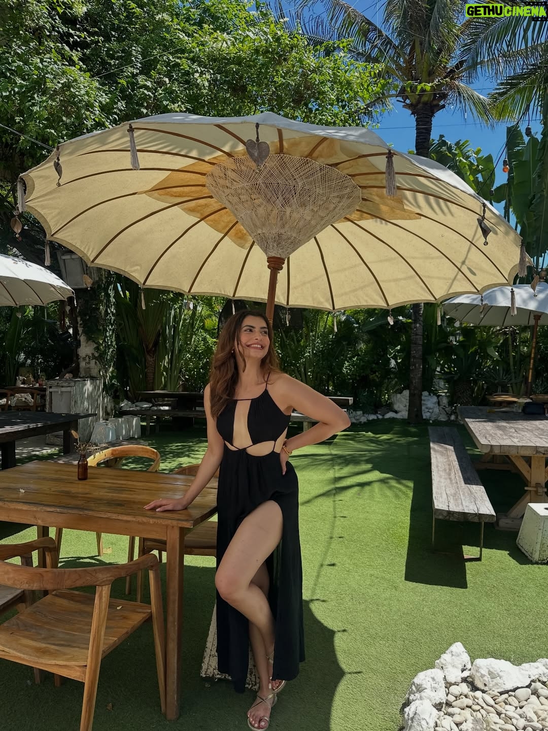 Simrithi Bathija - 9.2K Likes - Delayed Bali dump, but worth revisiting 🌊🍹🌞

.

.

.

@rareclub.in 
#takemeback #bali #islandgirl #fyp #simrithibathija